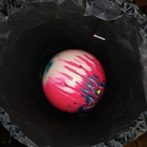 Sac à l'épaule une boule DV8 Noir intérieur 2