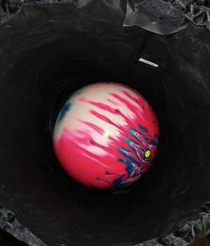 Sac à l'épaule pour une boule (DV8 Noir)