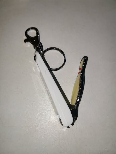 Porte-Clé coupe-ongles Quille