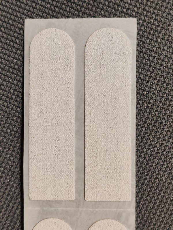 Grip Tape Blanc en 1/2 (modèle Ebonite)