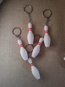 Porte-clés quille blanche