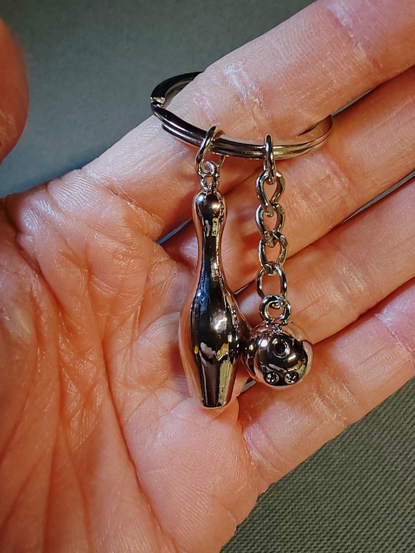 Porte-Clé Quille & Boule en métal entier