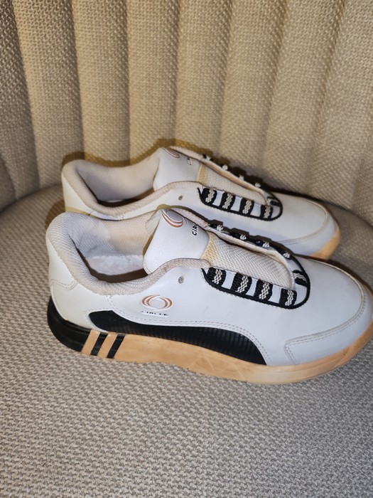 (Don) Chaussures Circle Femme en 36 (US5)